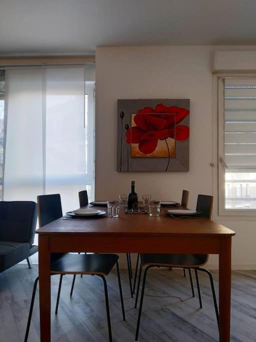 Superb Modern Apartment Clichy Εξωτερικό φωτογραφία